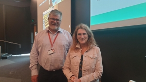 Professor James Vickers and presenter Dr Katerina Sheardova